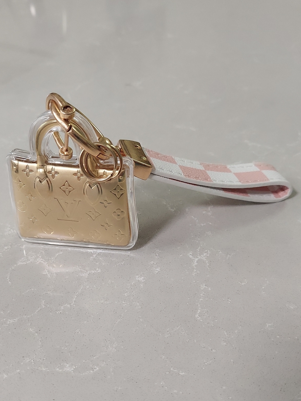 Keychain, New Gold Bag Fob, Luxury Strap, Protective Clear Case - Picture 4 of 4